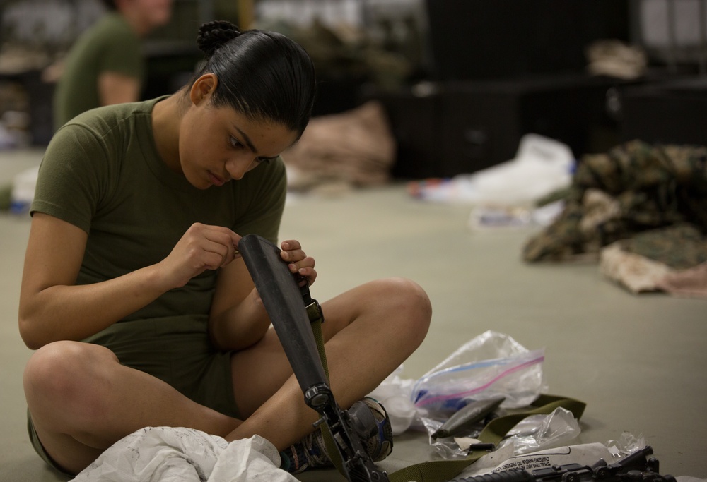 DVIDS - Images - Marine recruits end training day with hour of downtime ...