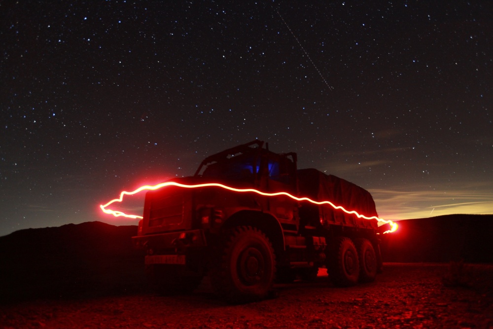 JGSDF fire mortars in Twentynine Palms