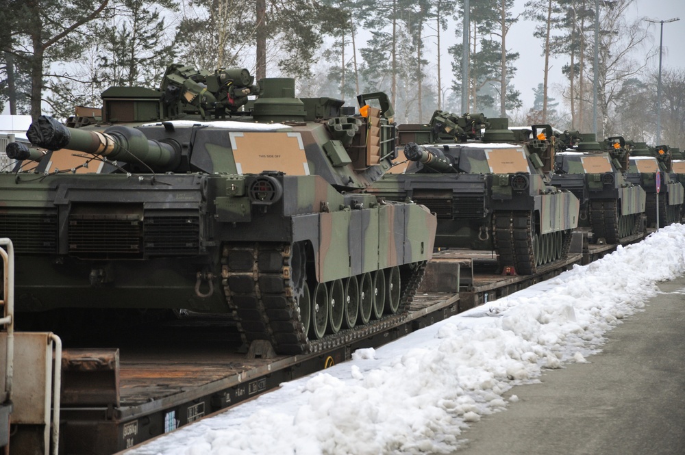 EAS M1A2 tanks arrive in Grafenwoehr