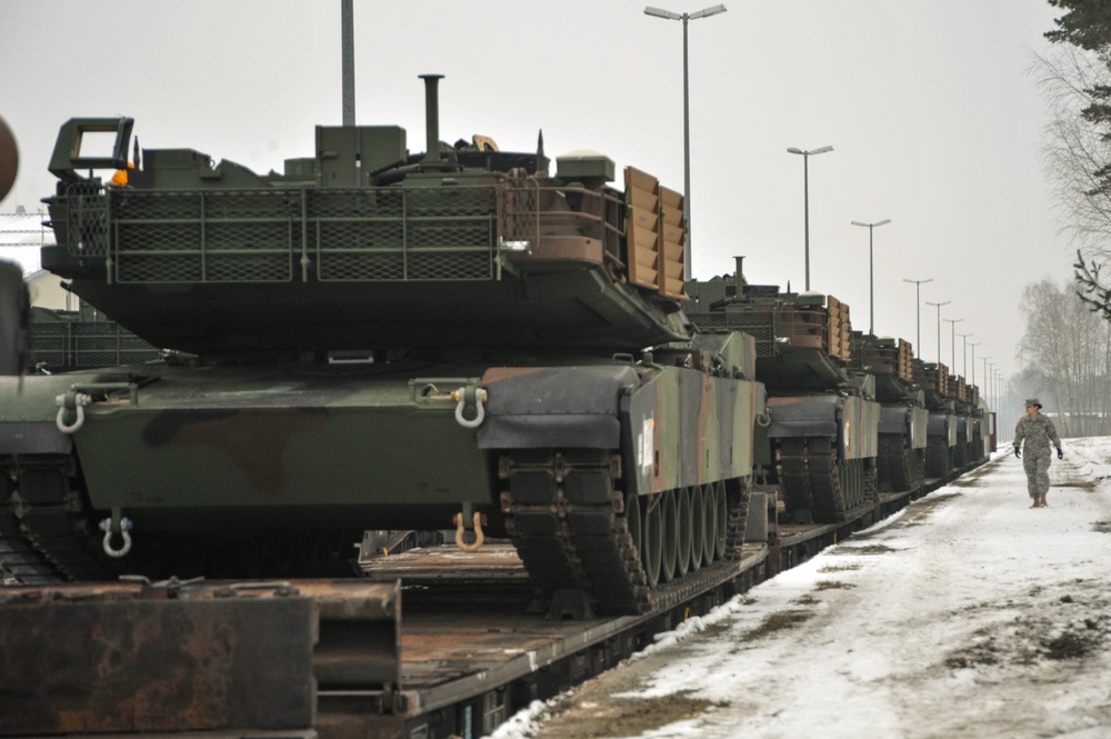 EAS M1A2 tanks arrive in Grafenwoehr