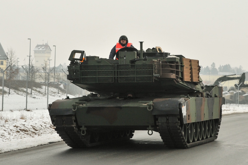 EAS M1A2 tanks arrive in Grafenwoehr