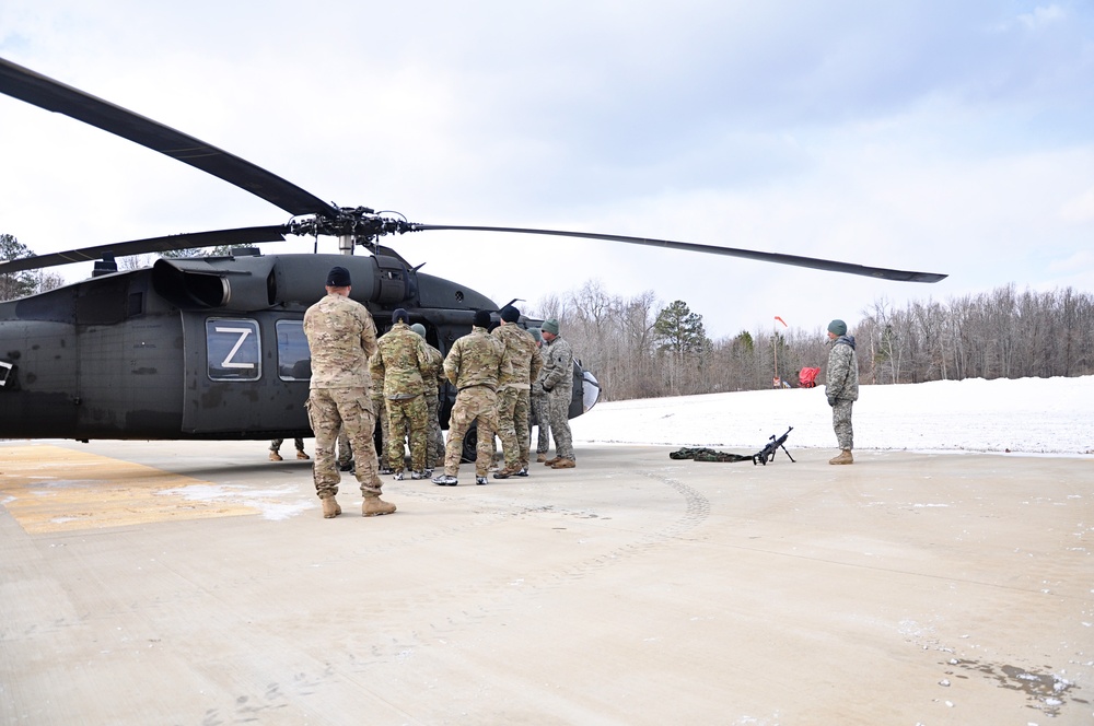 Virginia Guard aviators train with US Special Forces