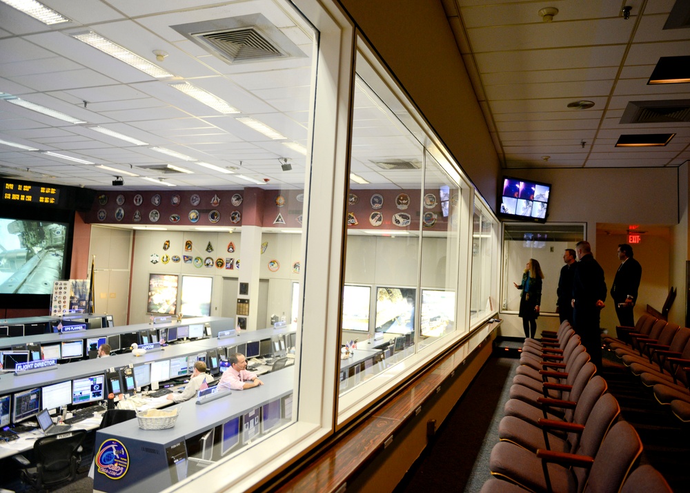 Sector Houston-Galveston commander visits Johnson Space Center