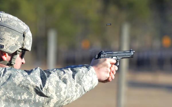 Illinois soldiers compete at 2014 US Army Small Arms Championships