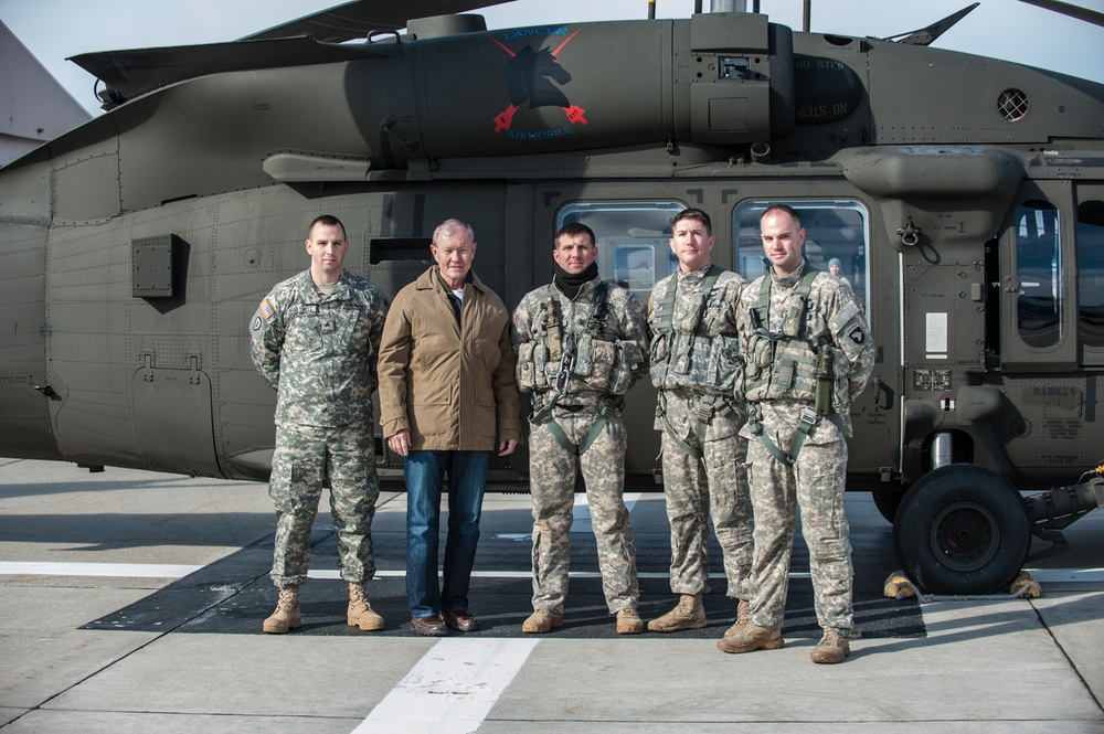 Lancer air crews meet chairman of the Joint Chiefs of Staff