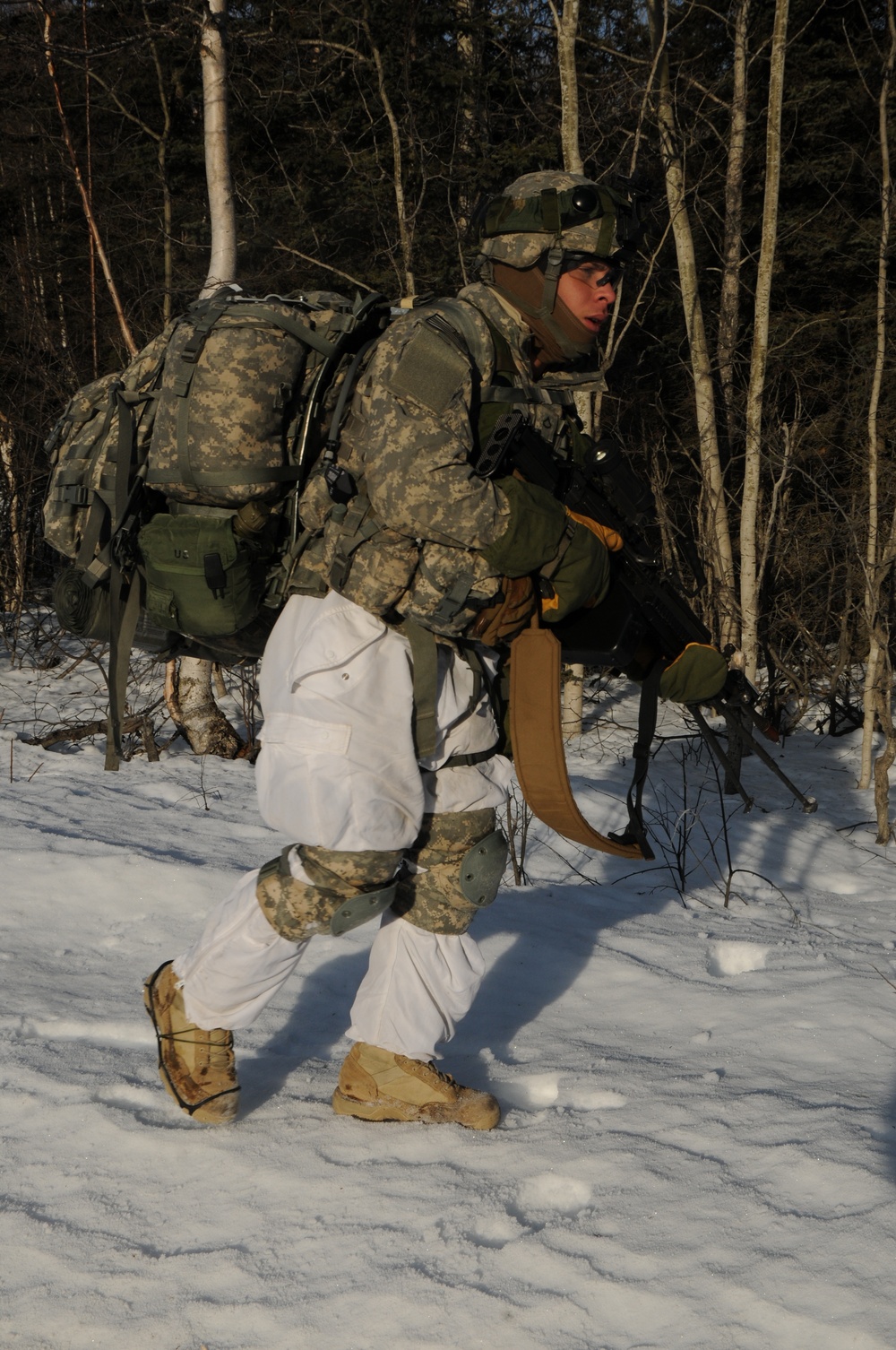 Spartan Steel Battalion artillerymen certify during Brigade winter FTX