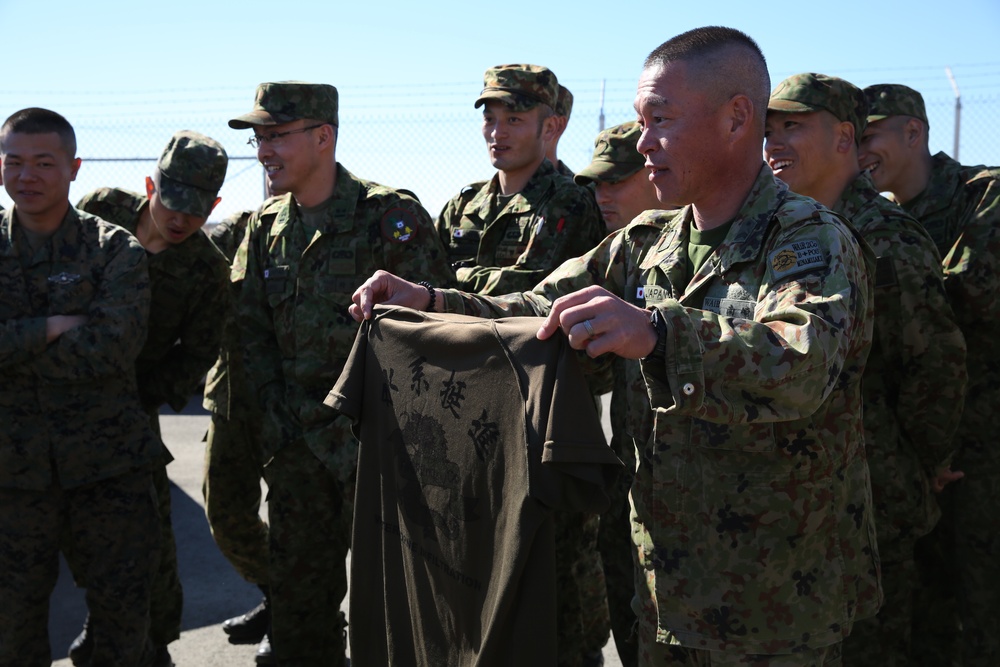 1st ANGLICO, JGSDF build camaraderie