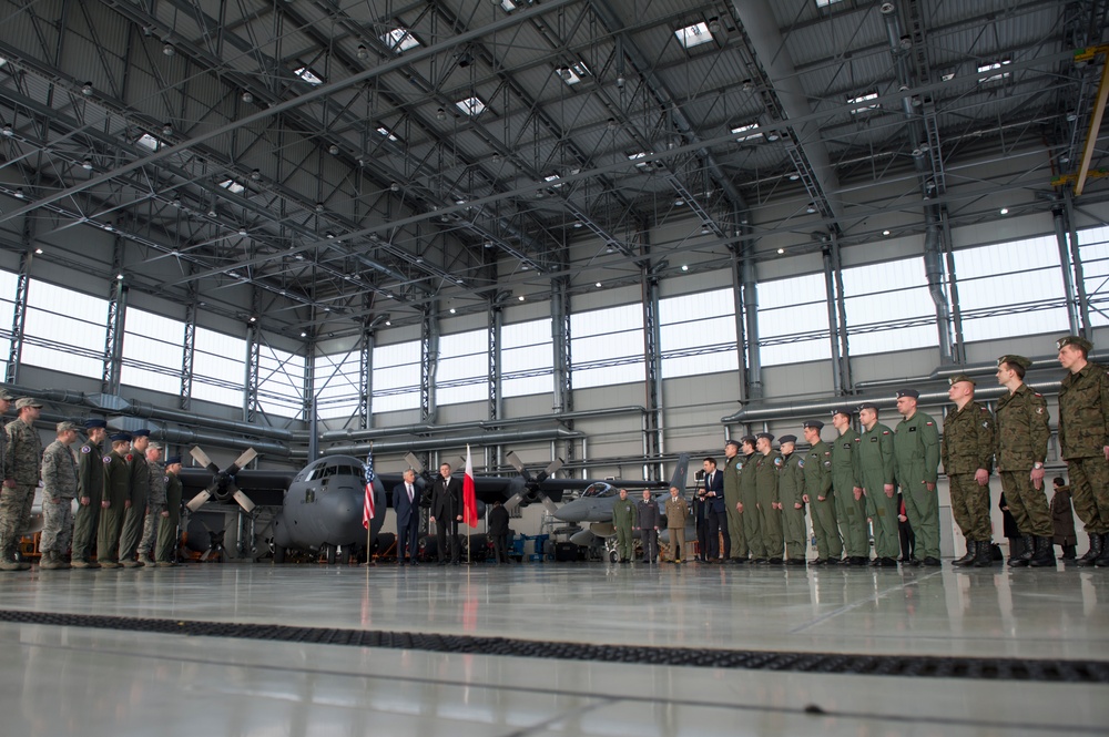 US Secretary of Defense Hagel visits Poland