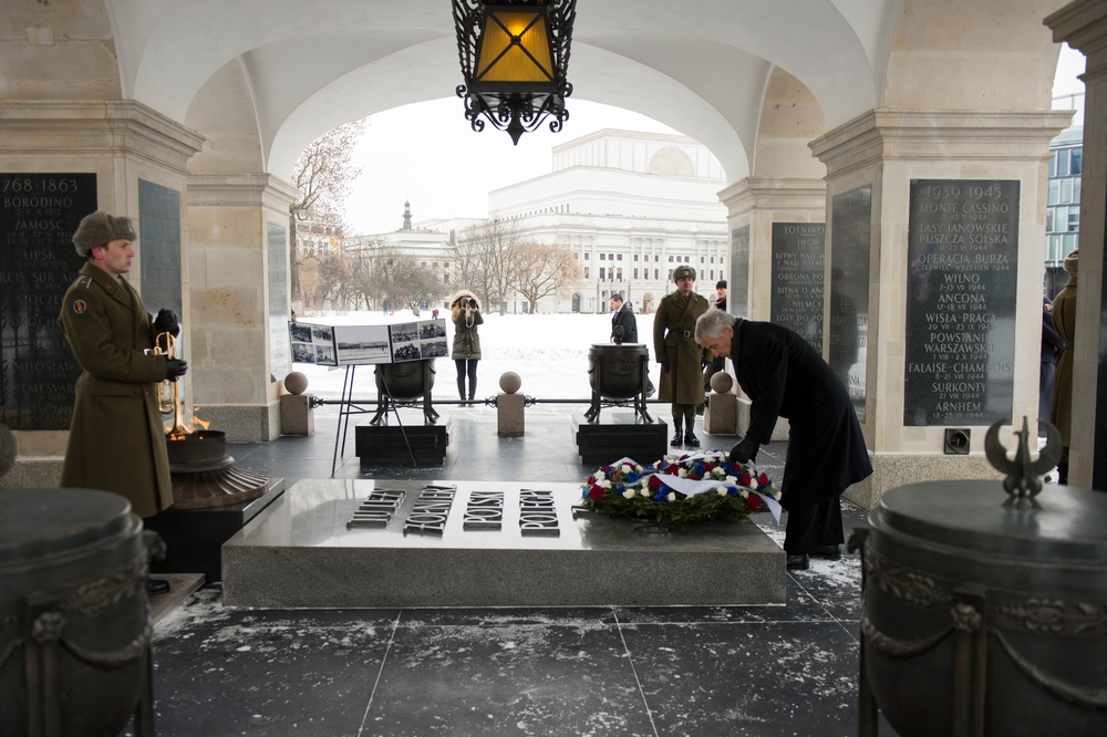 US Secretary of Defense Hagel visits Poland