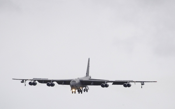 Stratofortress lands at Royal Australian Air Force Base Darwin