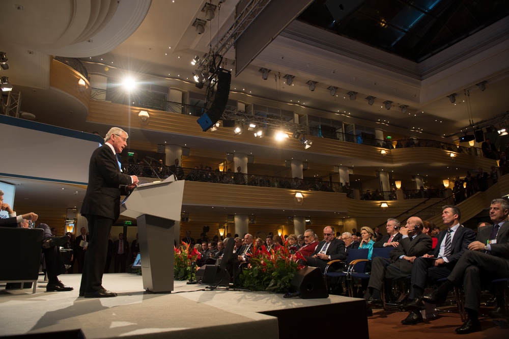 Hagel and Kerry in Germany