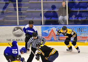 Eielson Icemen sweep Fort Wainwright Grizzlies