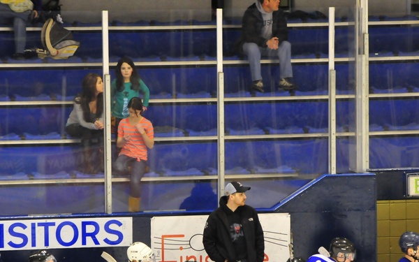Eielson Icemen sweep Fort Wainwright Grizzlies