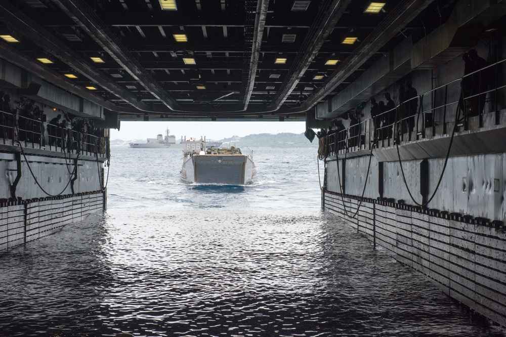 USS Denver Loads up for Cobra Gold 2014