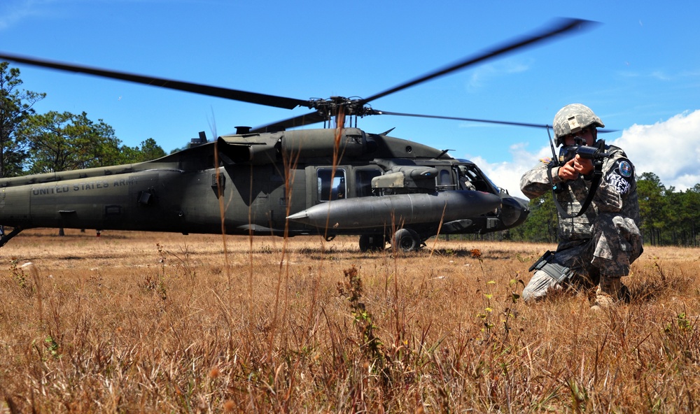 Joint Task Force-Bravo performs personnel, aircraft recovery exercise