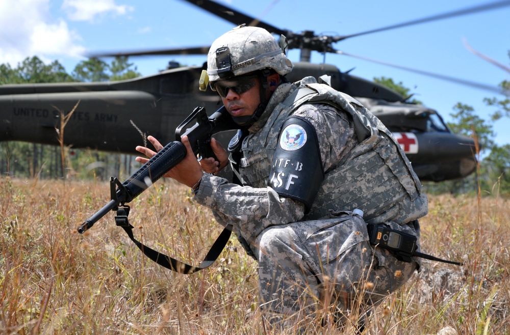 Joint Task Force-Bravo performs personnel, aircraft recovery exercise