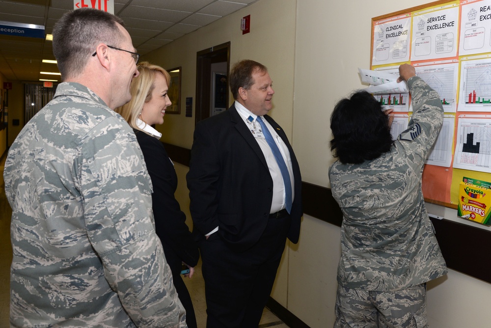 BHS Execs visit 59th MDW