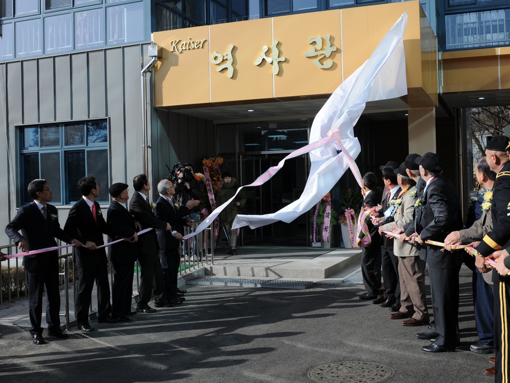 Veterans attend school museum opening in Korea