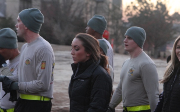 Fox Sports Midwest Girls and MLB players run with 18th Fires Brigade