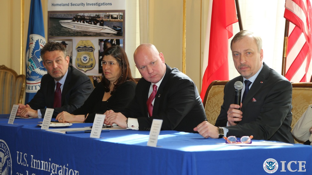 HSI and Manhattan US attorney return Nazi-German looted painting to Poland