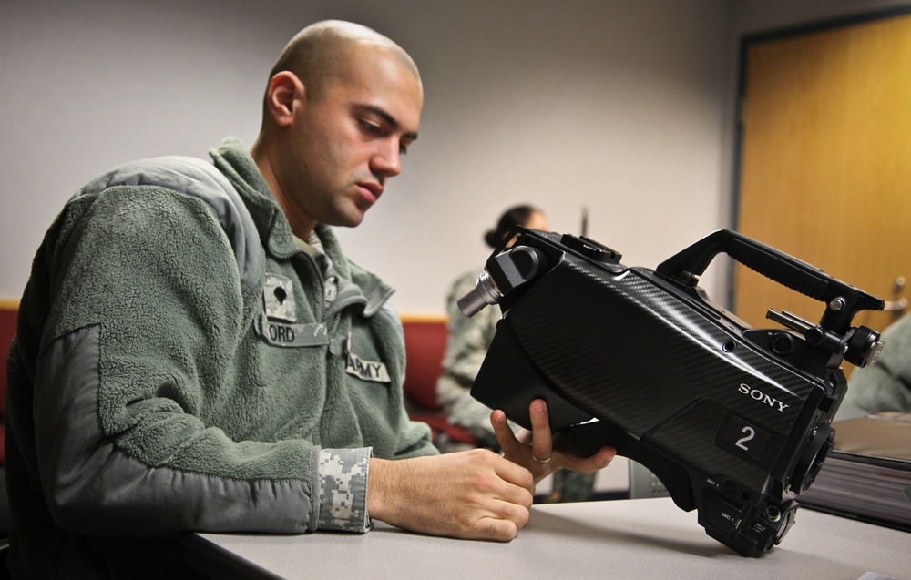 55th Signal Company AMVID visit