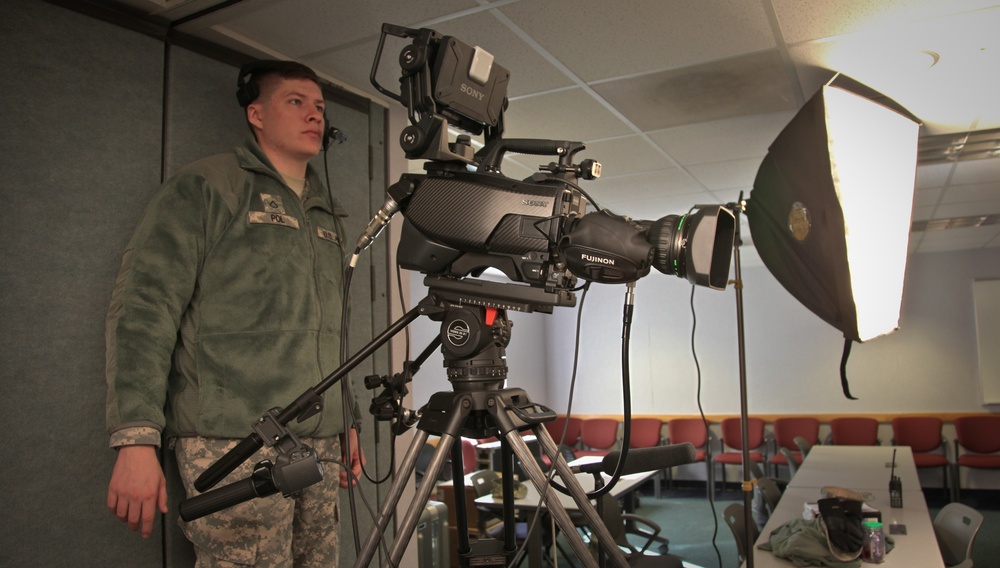55th Signal Company AMVID visit