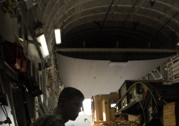 371st soldiers conduct cargo operations for Southwest Asia