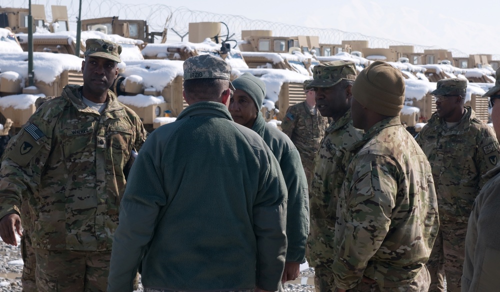 Maj. Gen. Williams visits Bagram