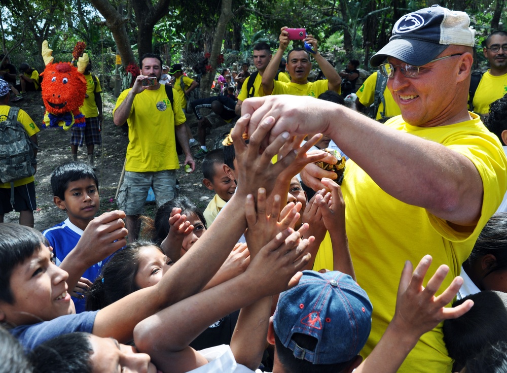 Joint Task Force-Bravo delivers food, supplies to mountain village in Honduras