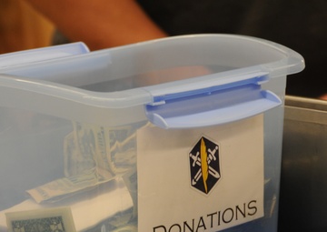 85th Civil Affairs Brigade Family Readiness Group grocery bagging fundraiser