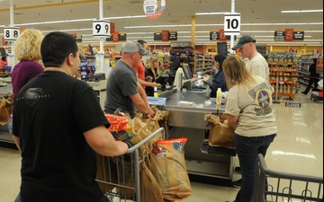 85th Civil Affairs Brigade Family Readiness Group grocery bagging fundraiser