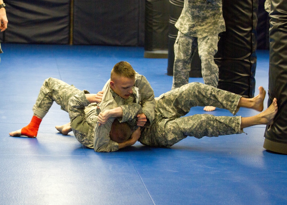 Utah reservists compete in combatives during Best Warrior Competetion