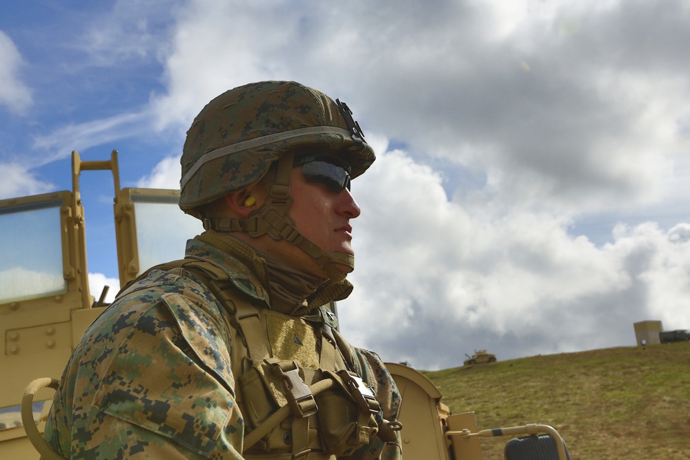 Marines, JGSDF fire 120mm mortars during Iron Fist