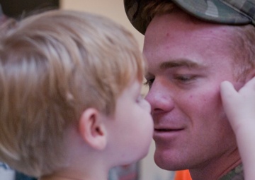Tips and Support for Soon-to-be Military Fathers