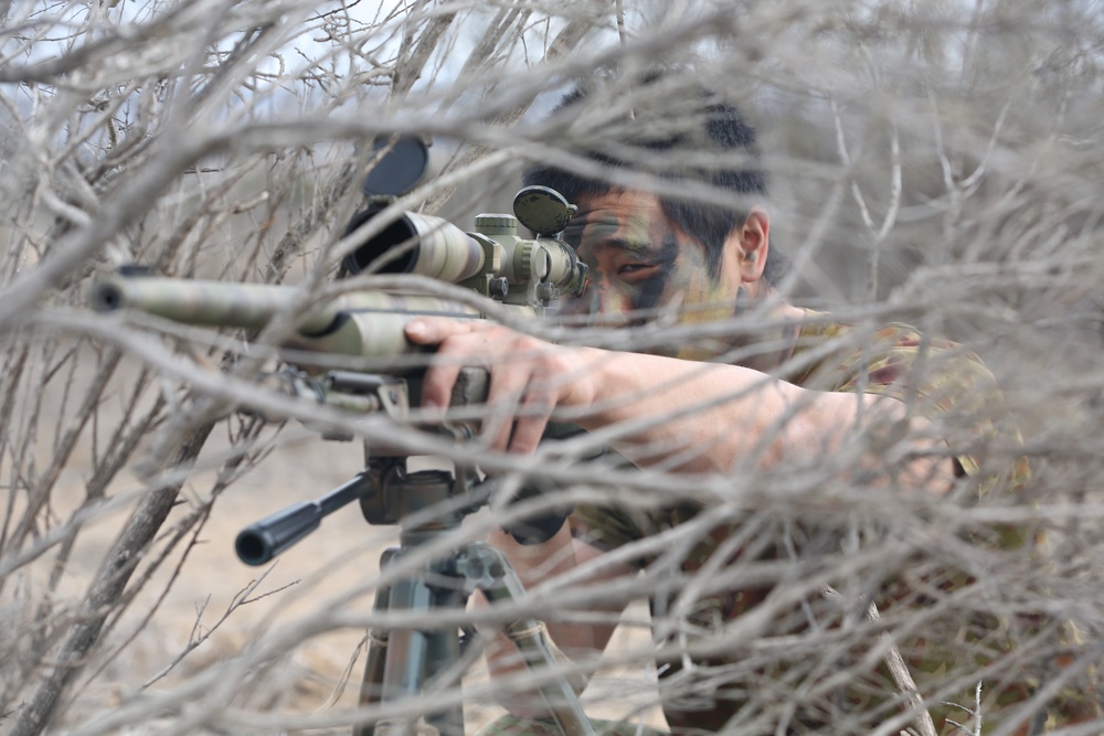 Division Schools, JGSDF begin stalking exercises