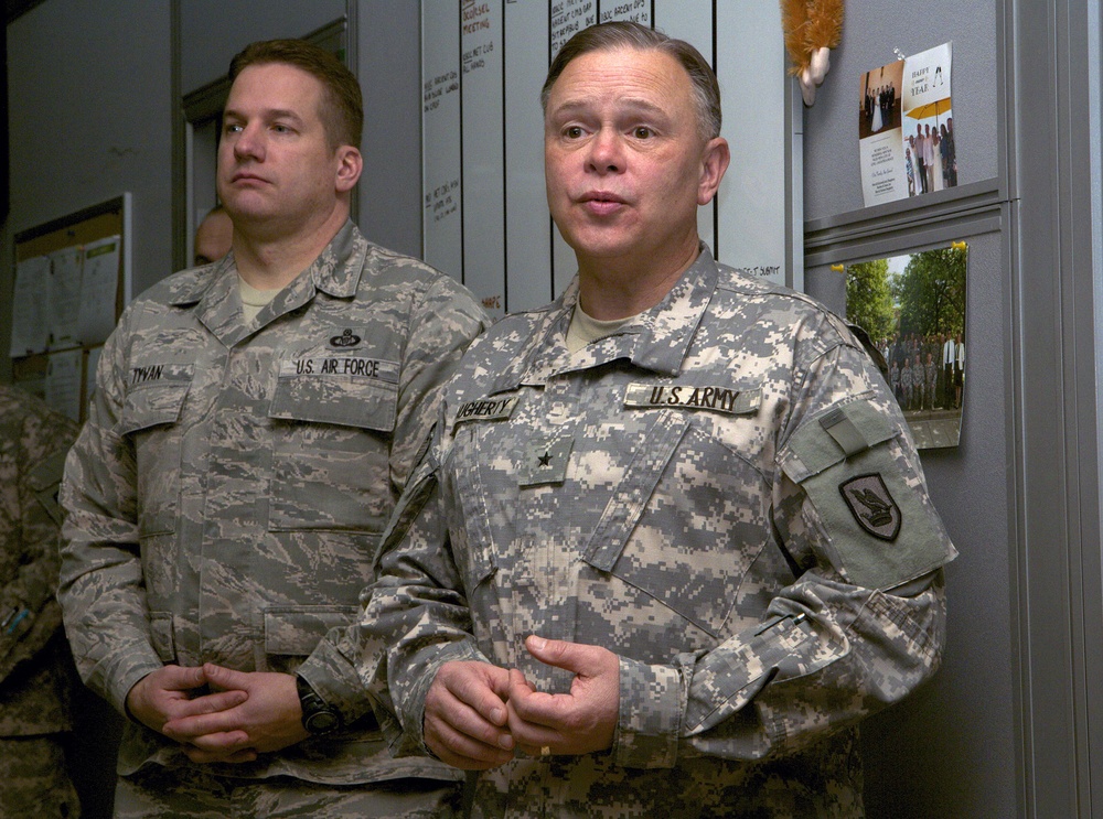Washington adjutant general visits troops deployed to Kuwait