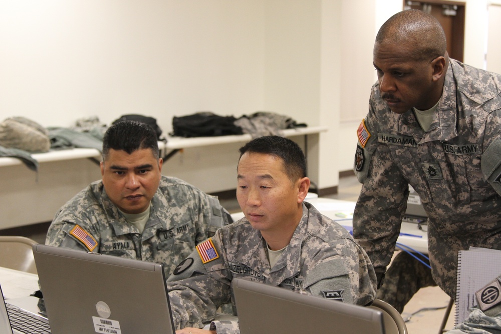 Army Reserve Cyber soldiers scheduled to deploy