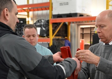 USARC CXO visits 88th RSC