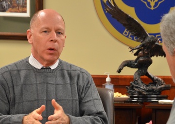 USARC CXO visits 88th RSC