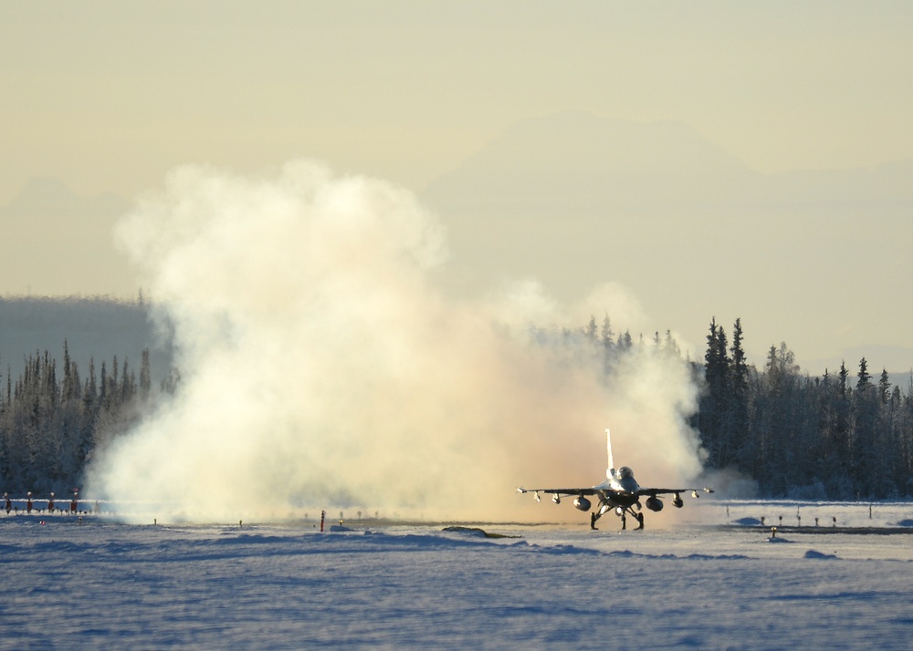 Aggressor’s icy take off to support Cope North