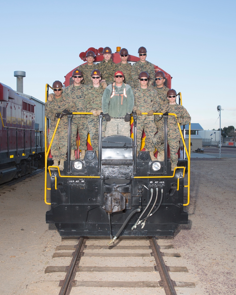 Marines train with soldiers in railway operations