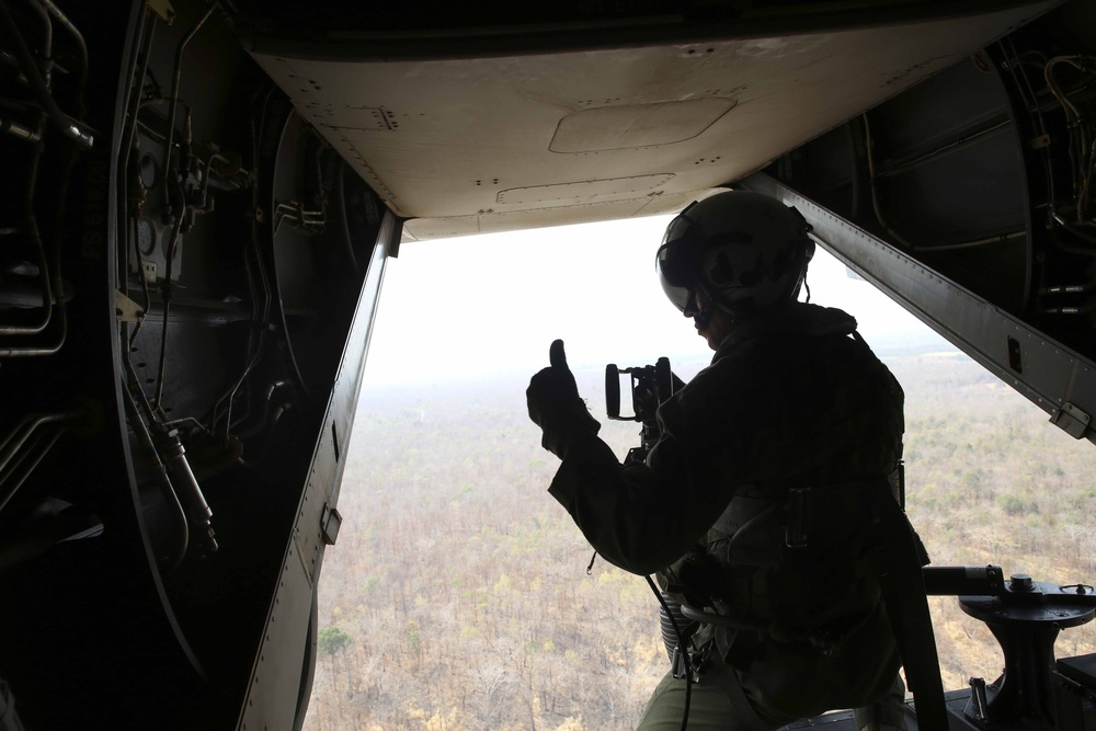 MV-22 crew chief rehearses live-fire