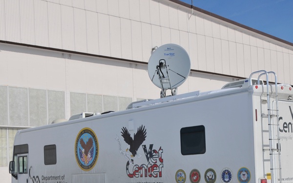 181st Intelligence Wing works with Mobile Vet Center
