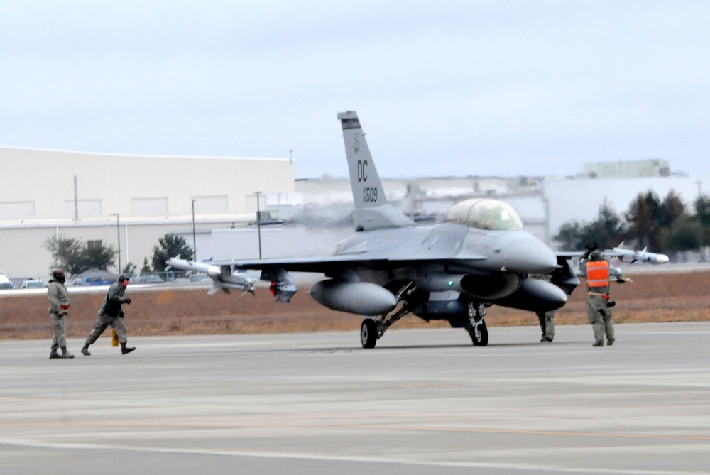 DC Air National Guard members participate in Sentry Savannah 2014