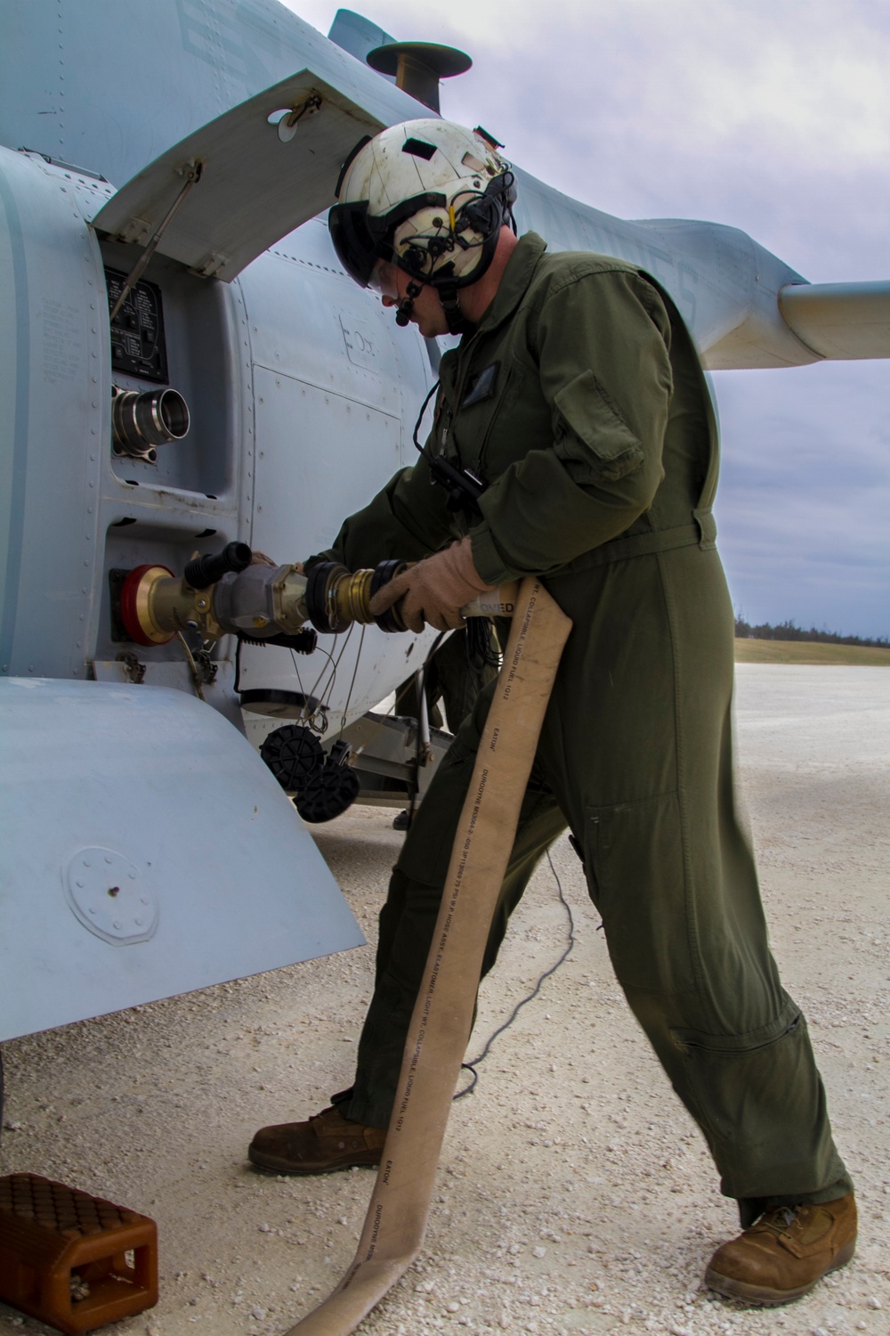 “Dragons” blaze through ground refueling, extend fight
