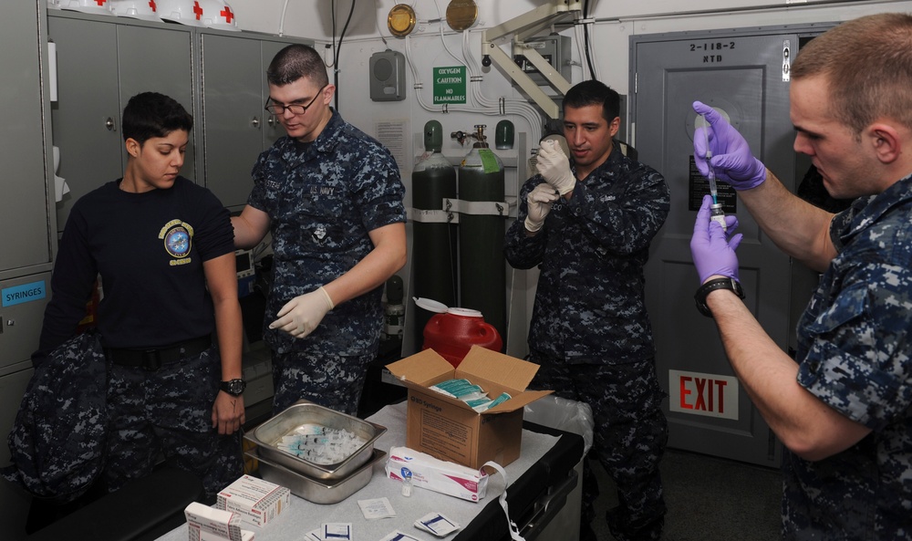 USS Nimitz sailors vaccinated