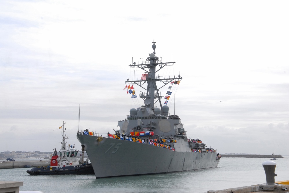 USS Donald Cook arrives at Naval Station Rota, Spain