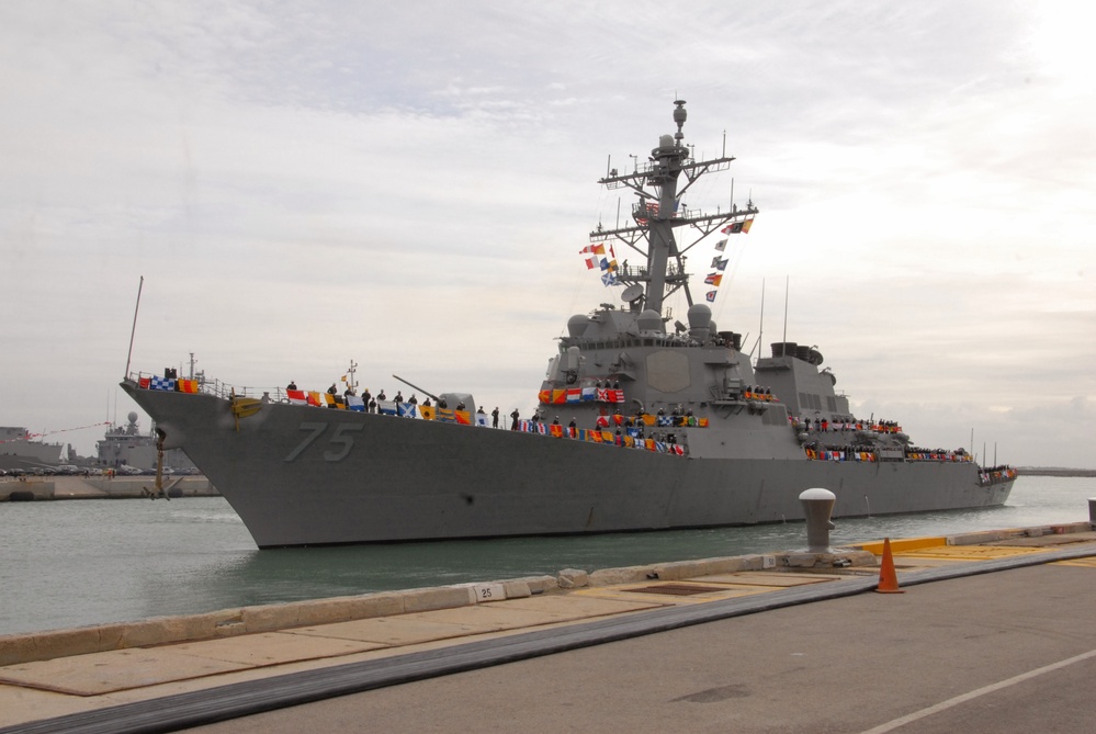 USS Donald Cook arrives at Naval Station Rota, Spain