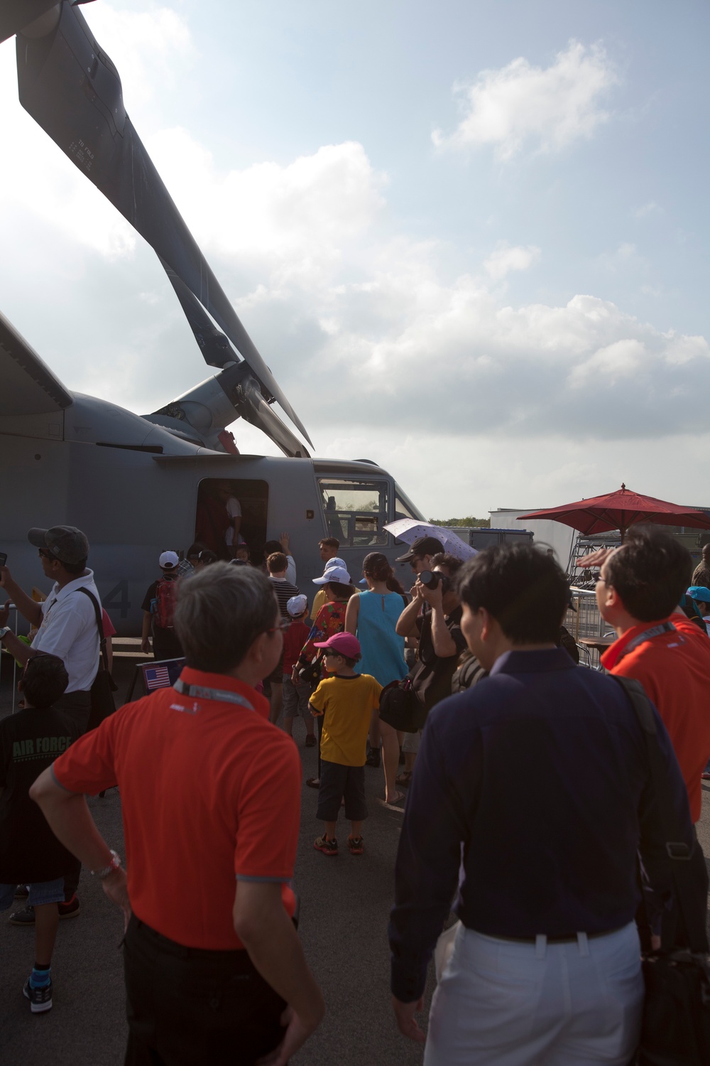 Singapore International Airshow, Marine Corps aircraft go public