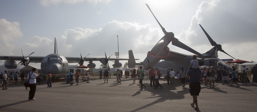 Singapore International Airshow, Marine Corps aircraft go public